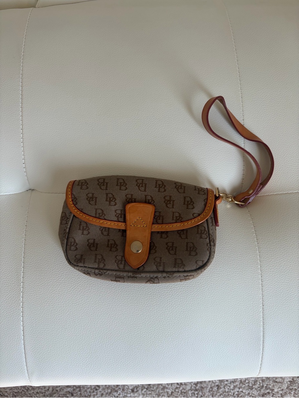 Vintage Dooney & Bourke DB Monogram Brown Tan Canvas Leather Wristlet Clutch